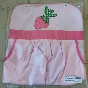 The Beaufort Bonnet Company Ruthie Romper Strawberry 2T 🍓